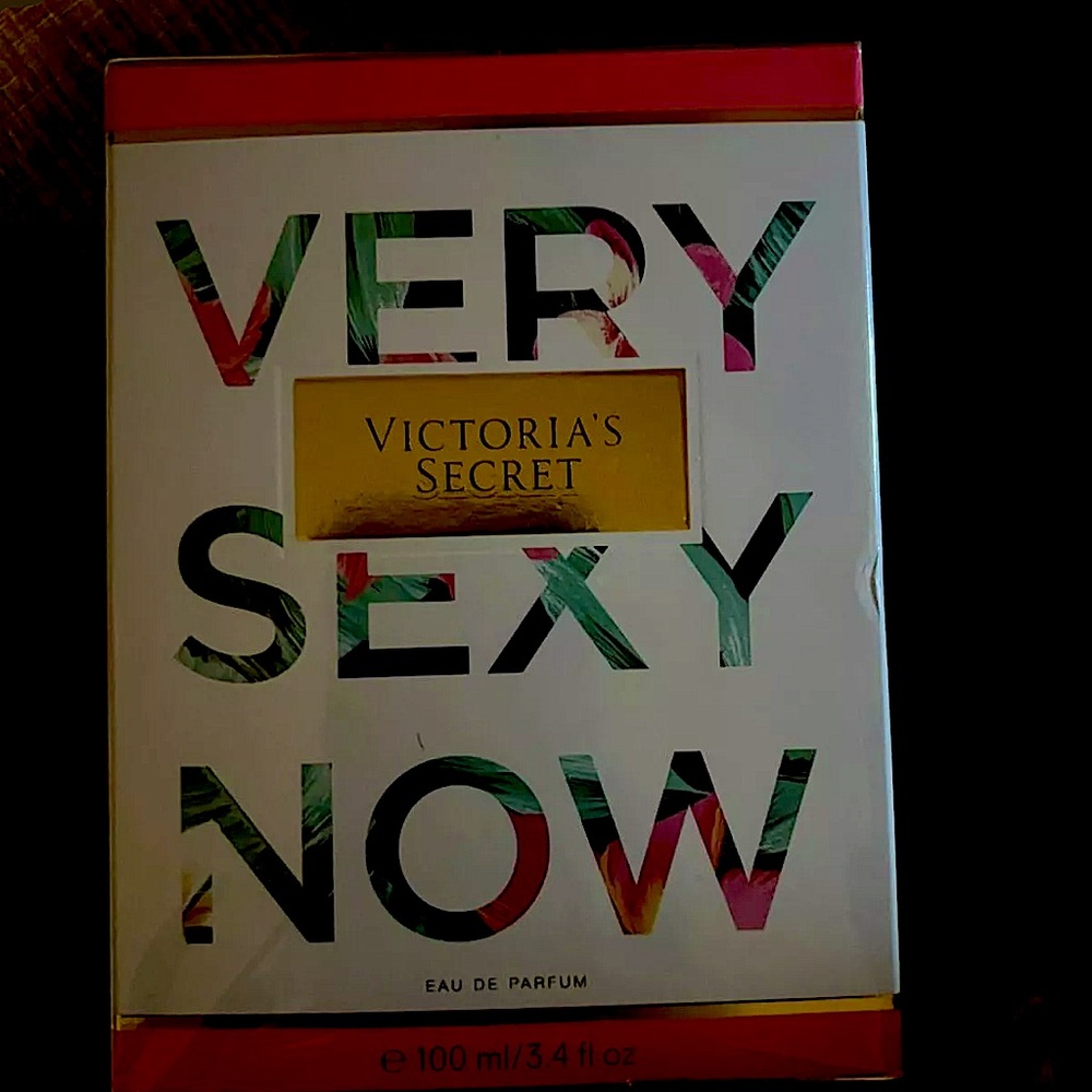Victoria’s Secret very sexy now perfume 3.4 oz